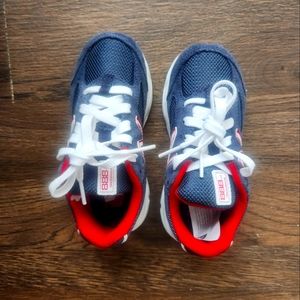 New balance sneakers 888v2